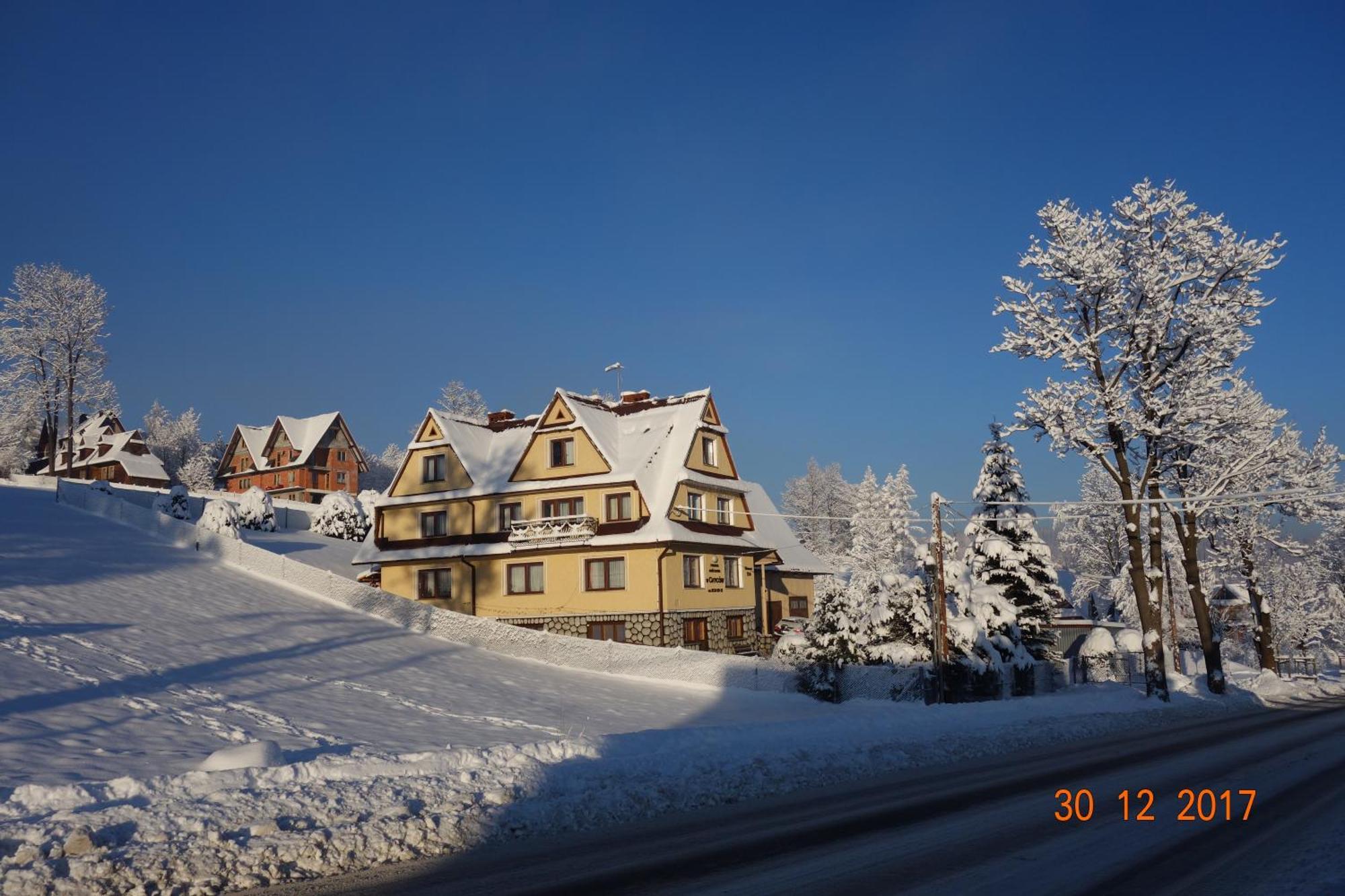 Apartment Goscinne U Chycow *