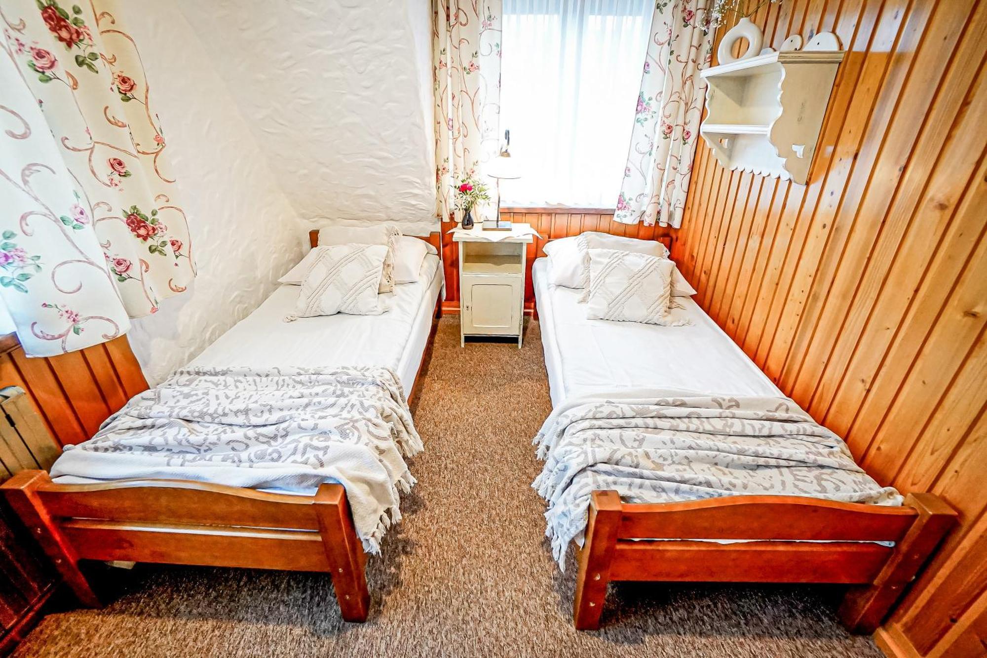 Goscinne U Chycow Apartment *